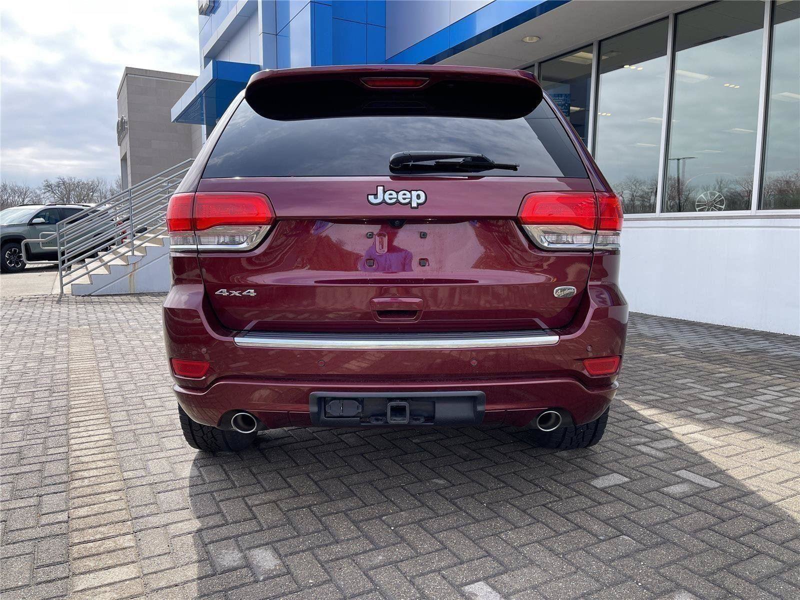 Used 2019 Jeep Grand Cherokee Overland AWD/4WD image 4