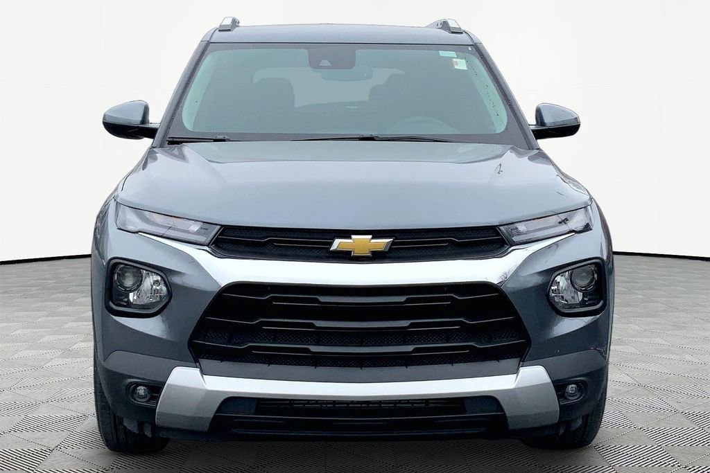 Used 2022 Chevrolet TrailBlazer LT w/ Convenience Package image 2