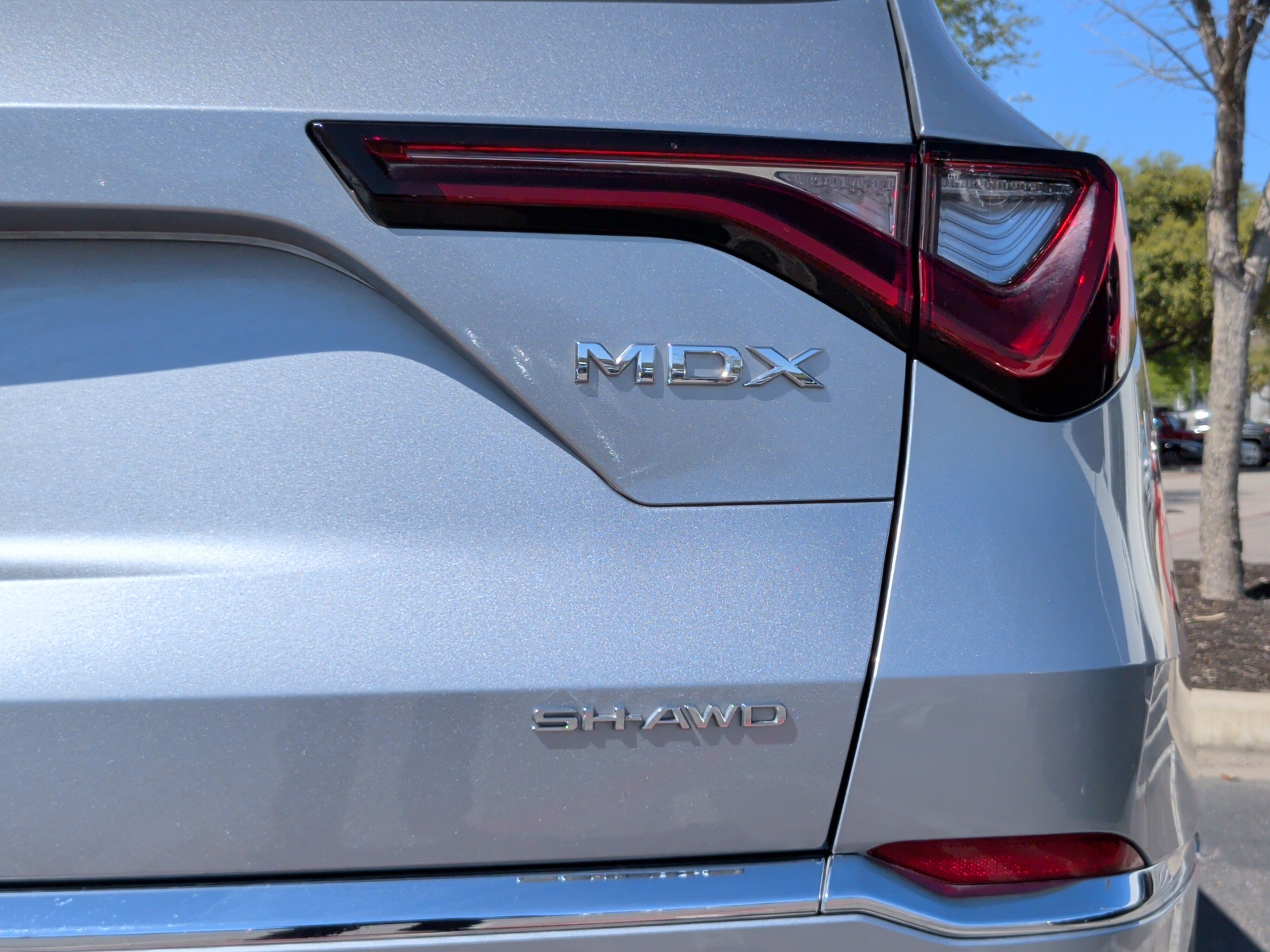 Used 2025 Acura MDX SH-AWD w/ Technology Package image 11