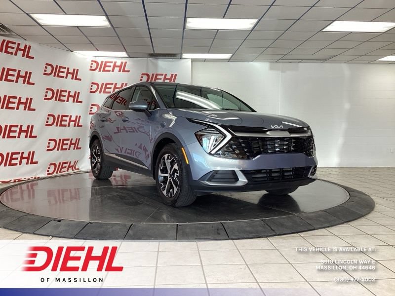 Used 2025 Kia Sportage EX FWD image 1