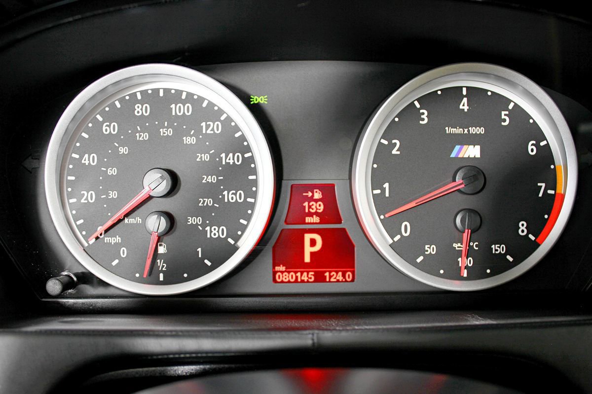 Used 2012 BMW X6 M image 25