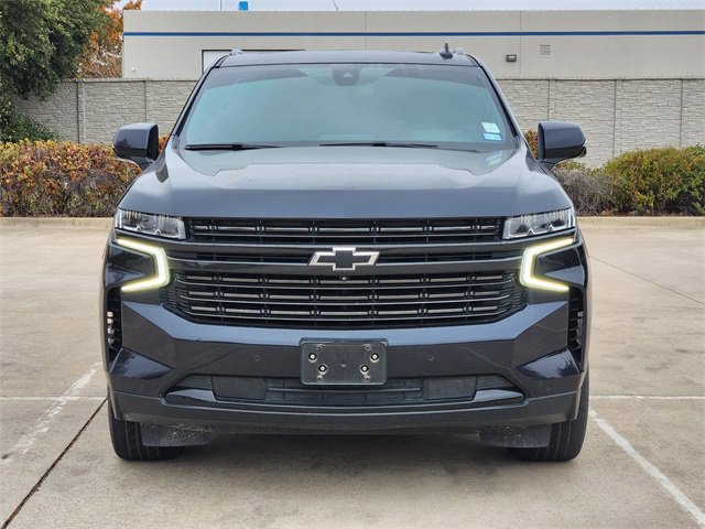 Used 2021 Chevrolet Suburban RST w/ Luxury Package image 2