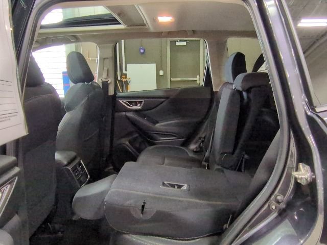 Used 2019 Subaru Forester Premium w/ All-Weather Package image 15