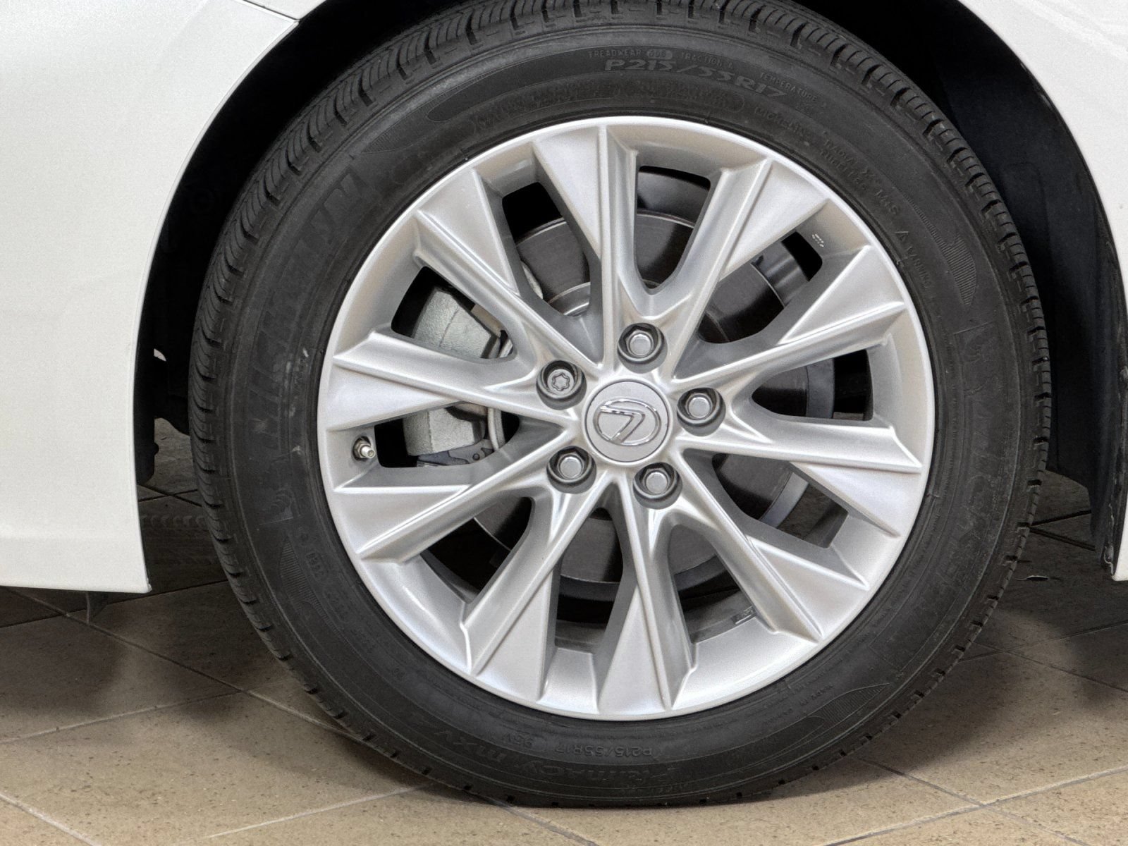 Used 2013 Lexus ES 300h w/ Premium Pkg FWD image 25