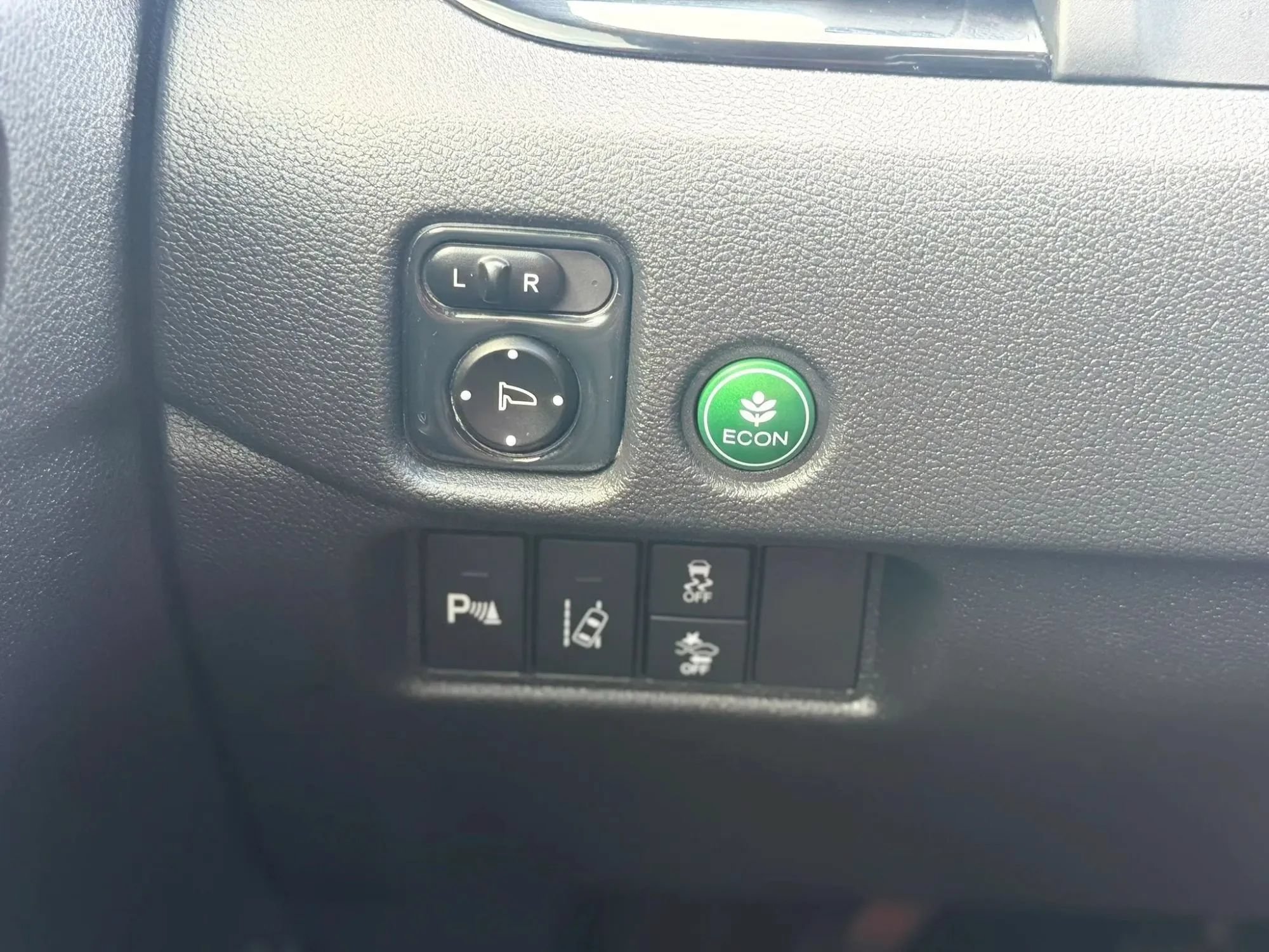 Used 2018 Honda Pilot Elite image 30