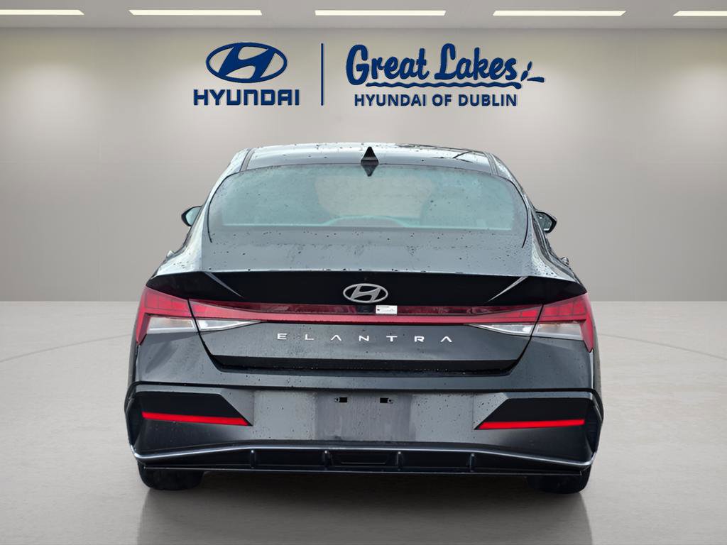 Certified 2024 Hyundai Elantra SEL w/ Convenience Package image 4