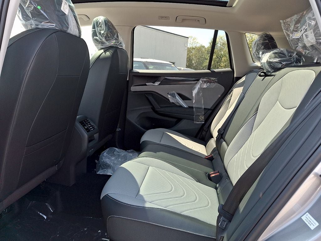 New 2026 Volkswagen Tiguan SE AWD/4WD image 6