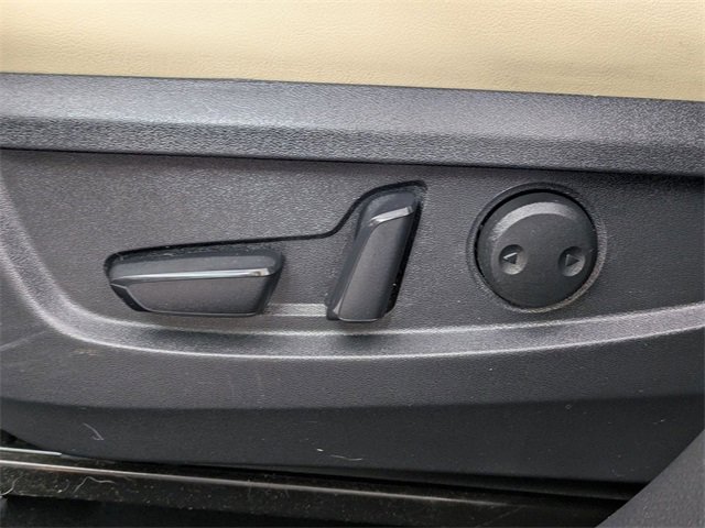 Used 2021 INFINITI QX50 Sensory image 11