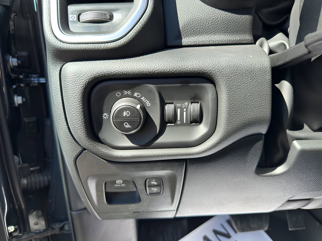 New 2025 RAM 1500 Big Horn image 17