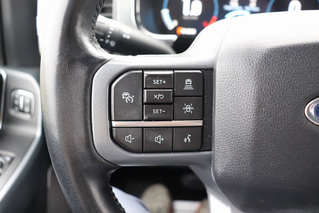 Used 2023 Ford F150 Lariat w/ Trailer Tow Package image 34