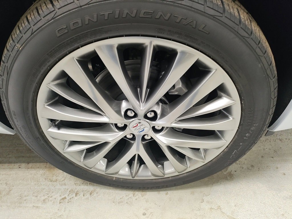 New 2026 Buick Enclave Avenir image 4