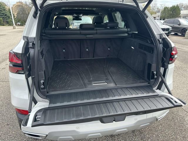 Used 2026 BMW X5 xDrive40i w/ Climate Comfort Package image 16