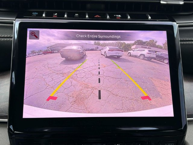 Used 2022 Jeep Grand Cherokee Overland w/ MOPAR Finishing Package AWD/4WD image 24