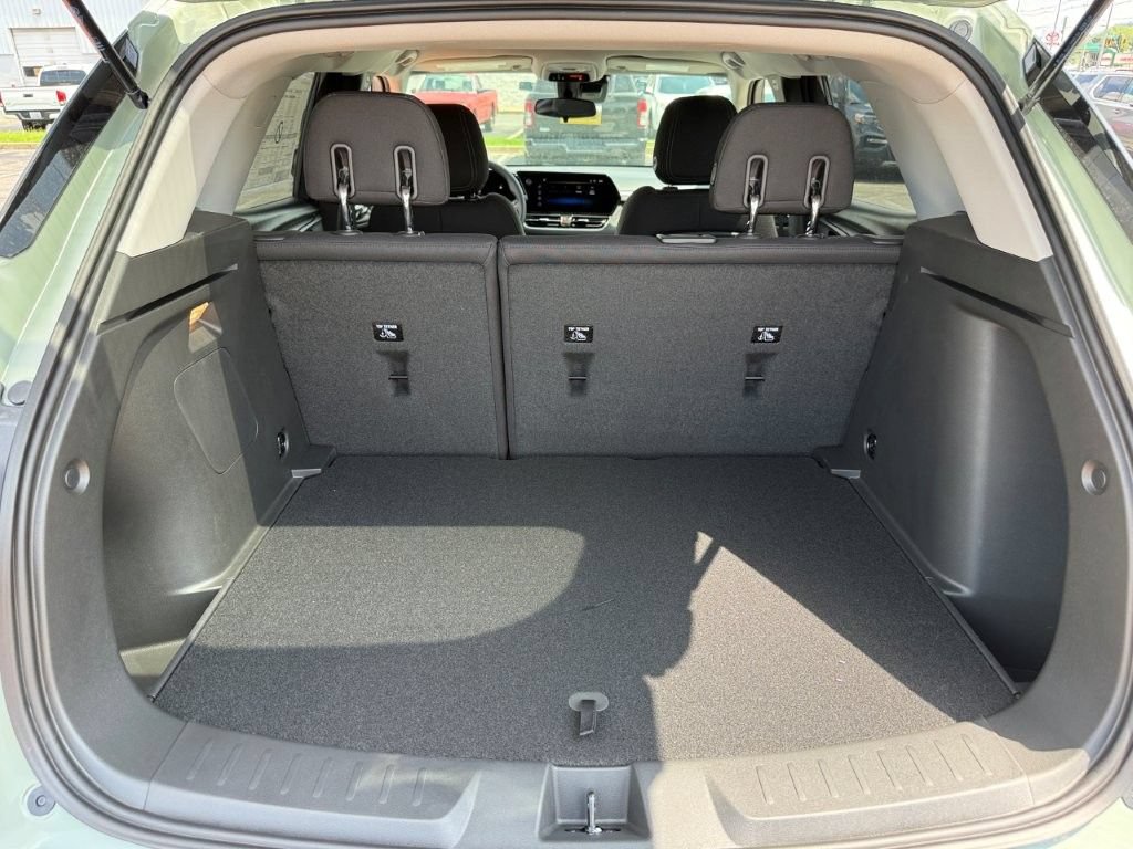 New 2026 Chevrolet TrailBlazer LT FWD image 16