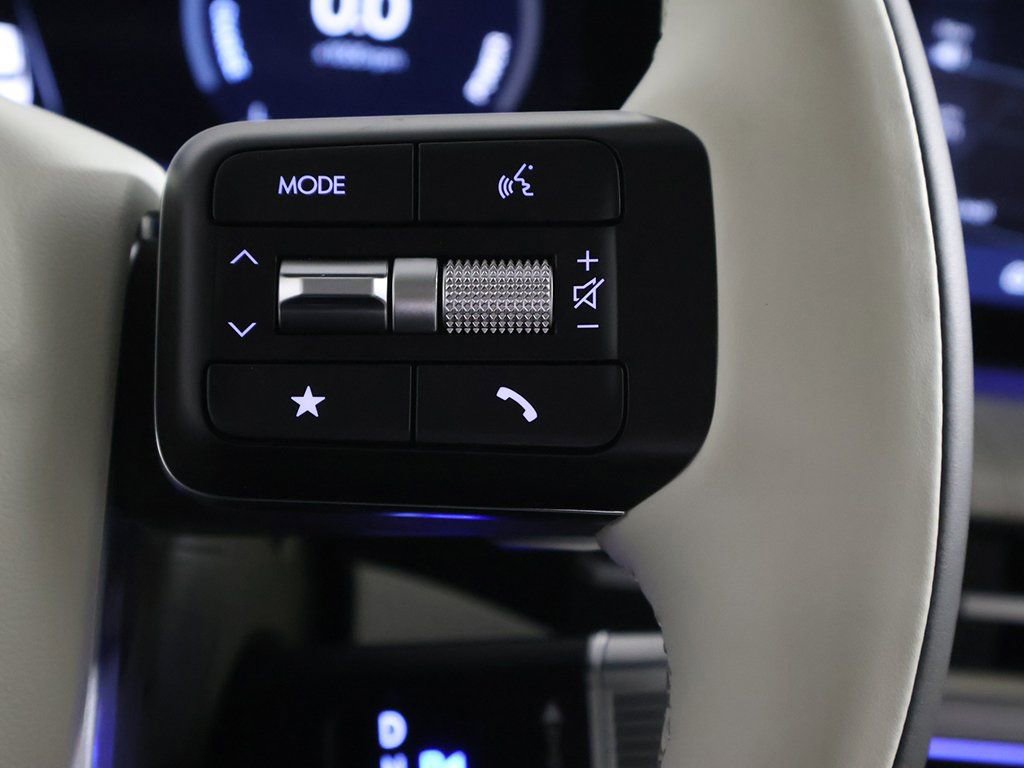 Certified 2025 Hyundai Santa Fe Calligraphy image 49