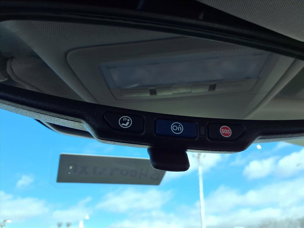 Used 2015 Chevrolet Cruze LT image 17