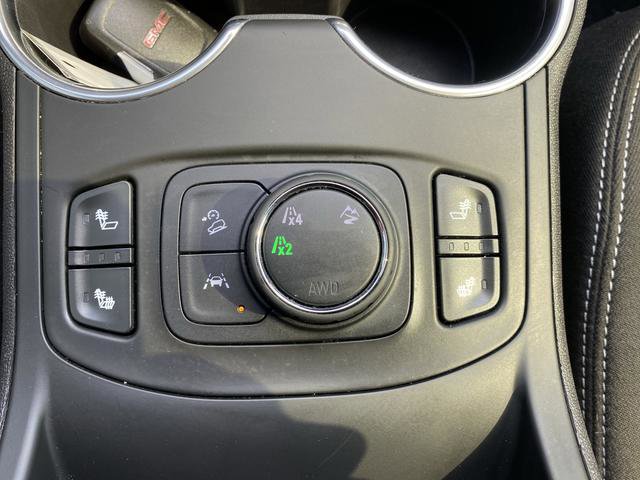 Used 2022 GMC Terrain SLE w/ Driver Convenience Package image 28