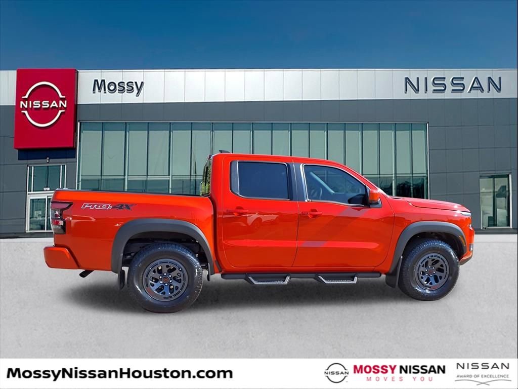 New 2026 Nissan Frontier PRO-4X w/ Pro-4x Convenience Package image 6