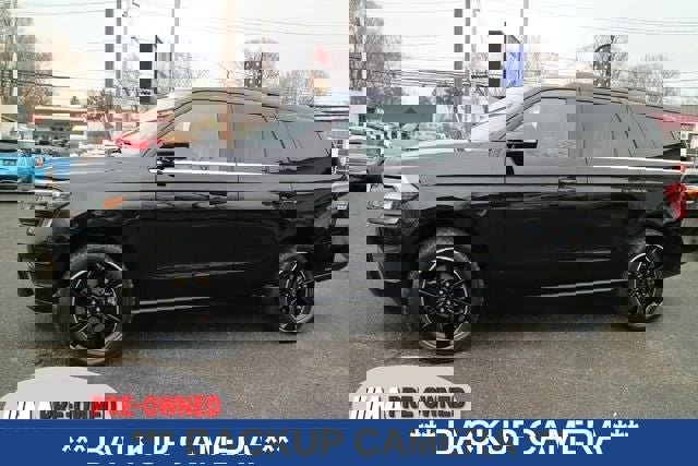 Used 2022 Ford Expedition Limited image 5