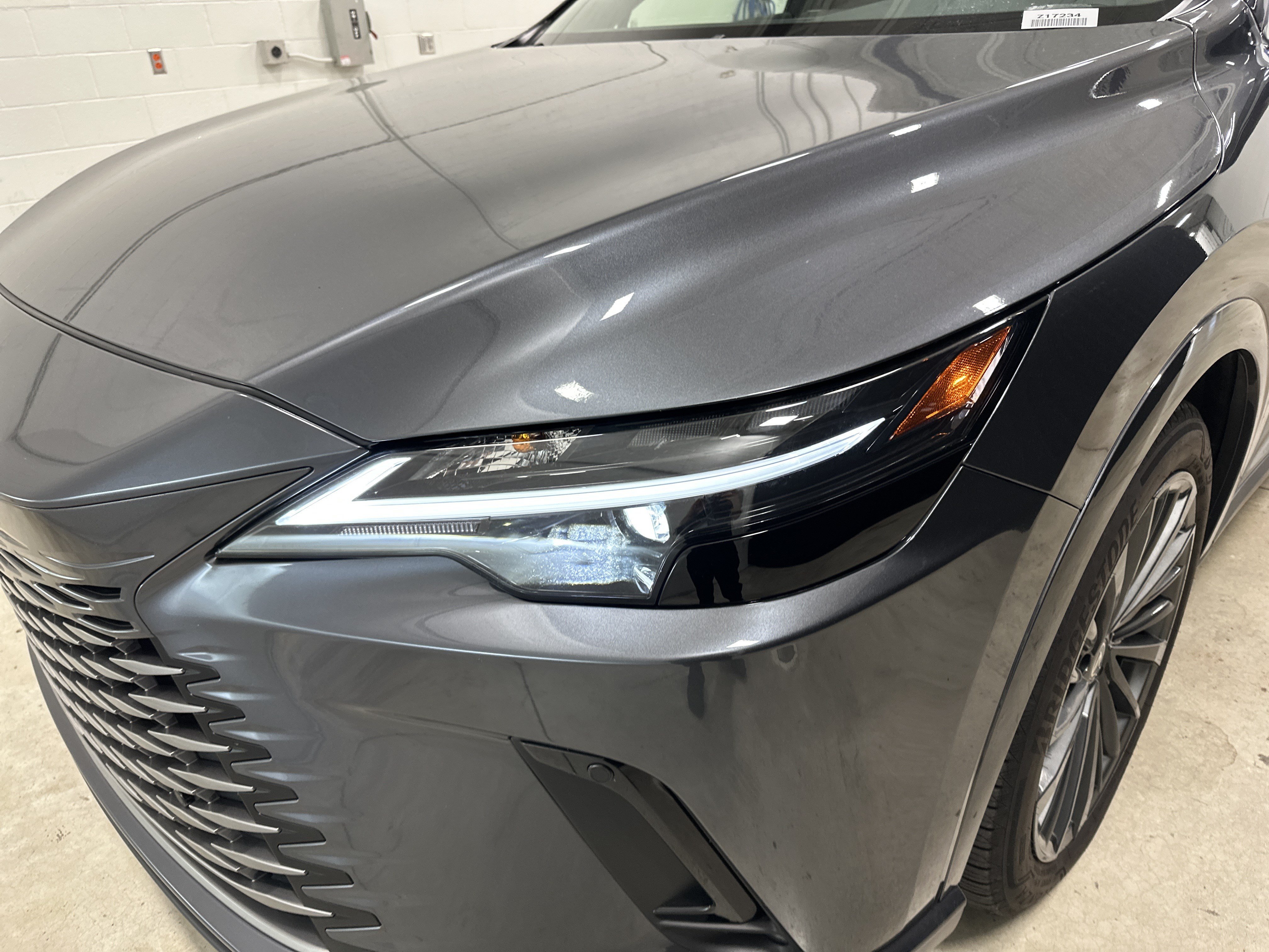 Used 2025 Lexus RX 350 Premium w/ Convenience Package AWD/4WD image 6