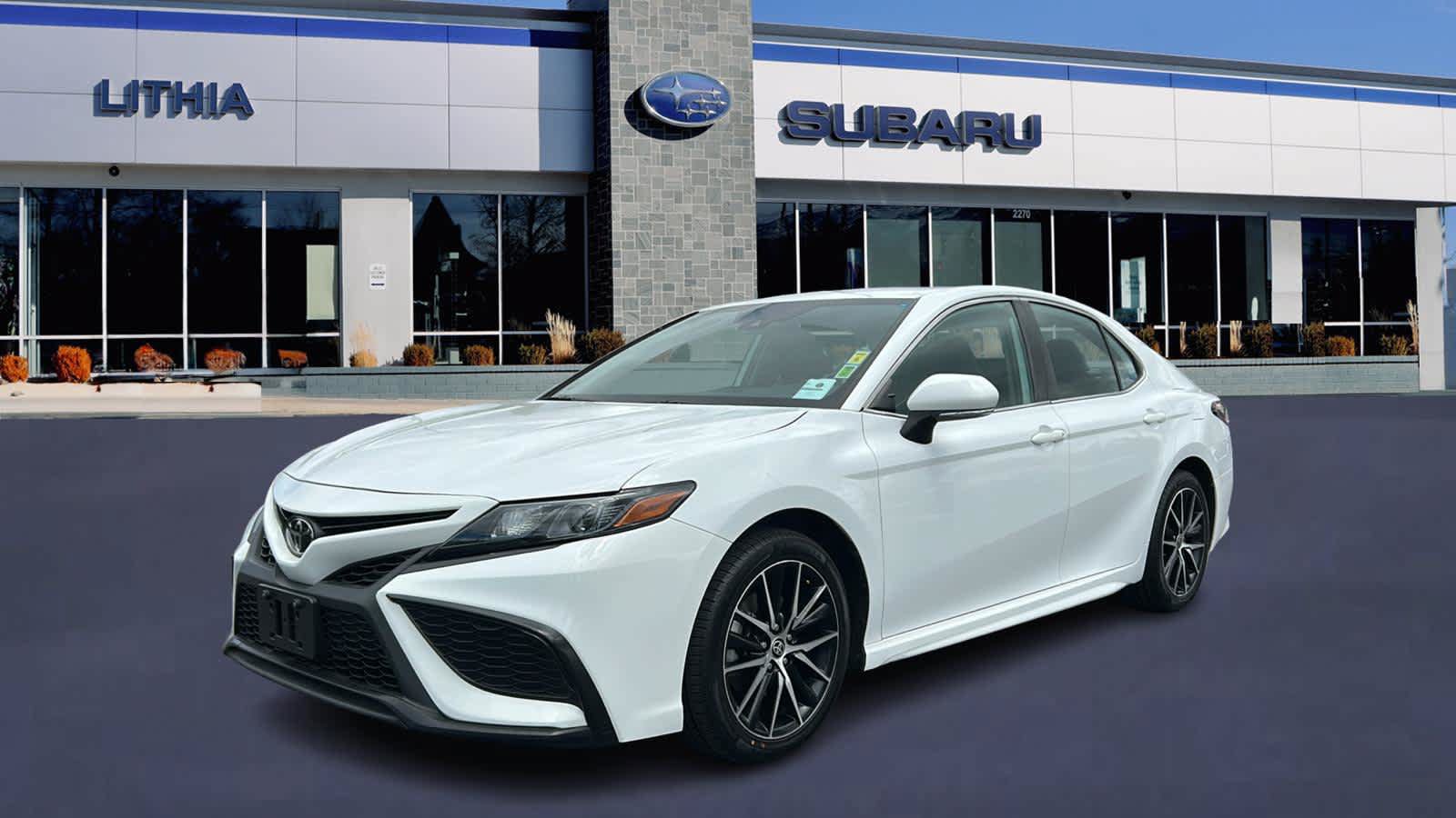 Used 2022 Toyota Camry SE