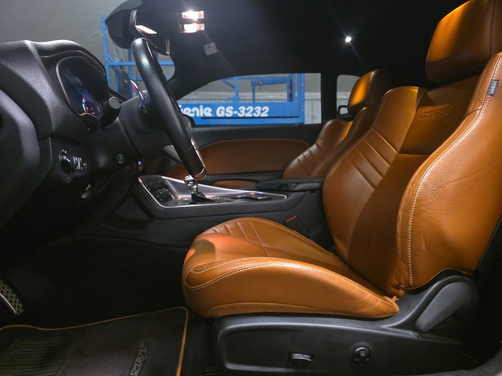 Used 2018 Dodge Challenger SRT Hellcat RWD image 40