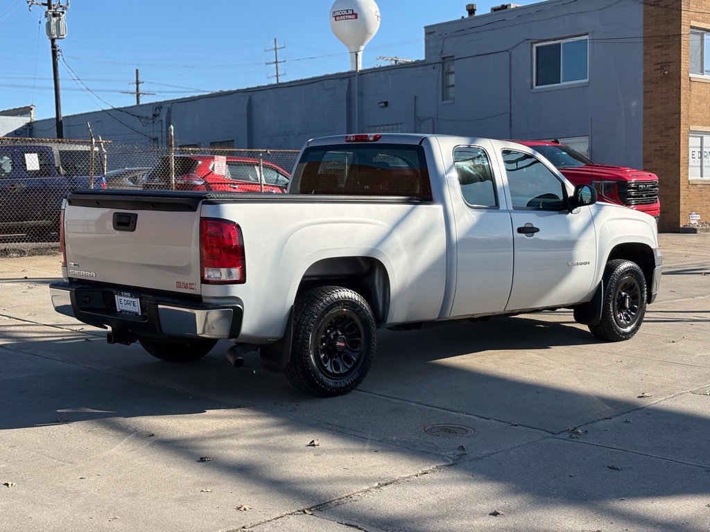 Used 2011 GMC Sierra 1500 W/T RWD image 16