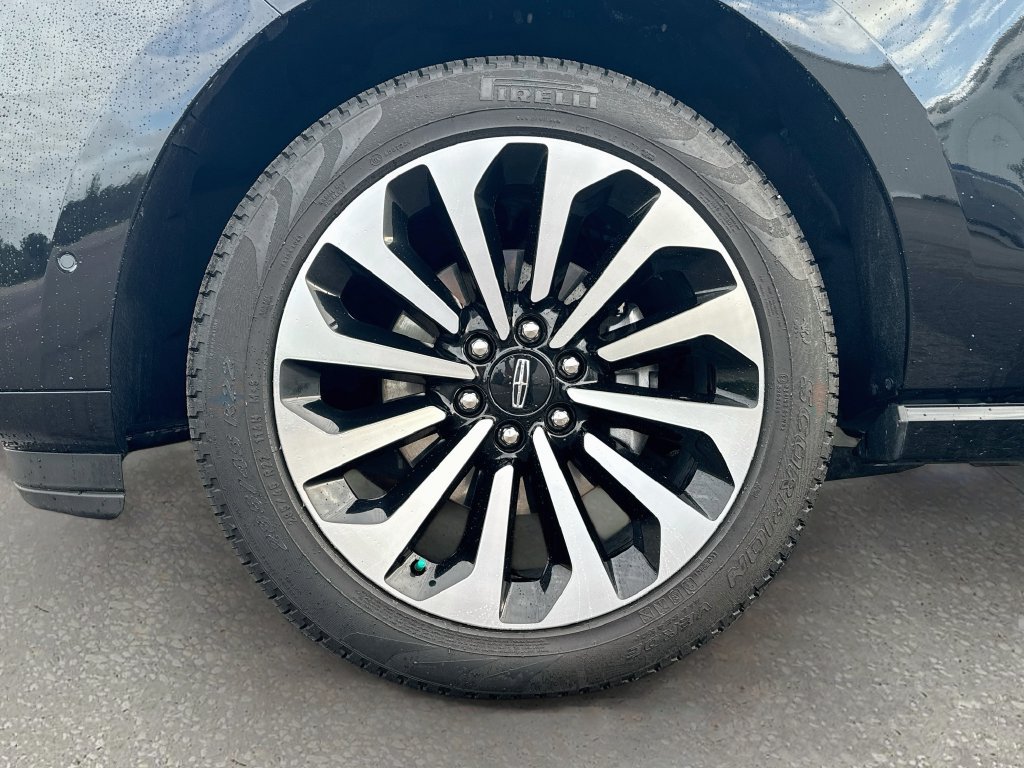Used 2023 Lincoln Navigator Reserve AWD/4WD image 33
