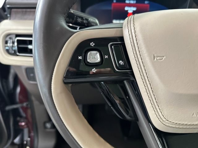 Used 2020 Lincoln Aviator Reserve w/ Equipment Group 202A image 15