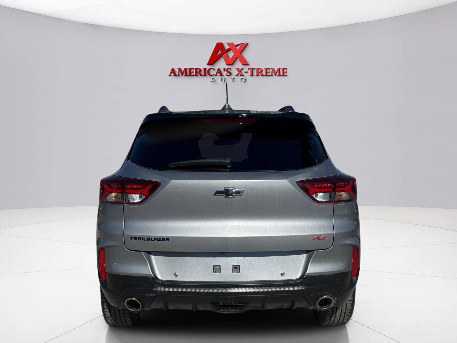 Used 2023 Chevrolet TrailBlazer RS FWD image 4