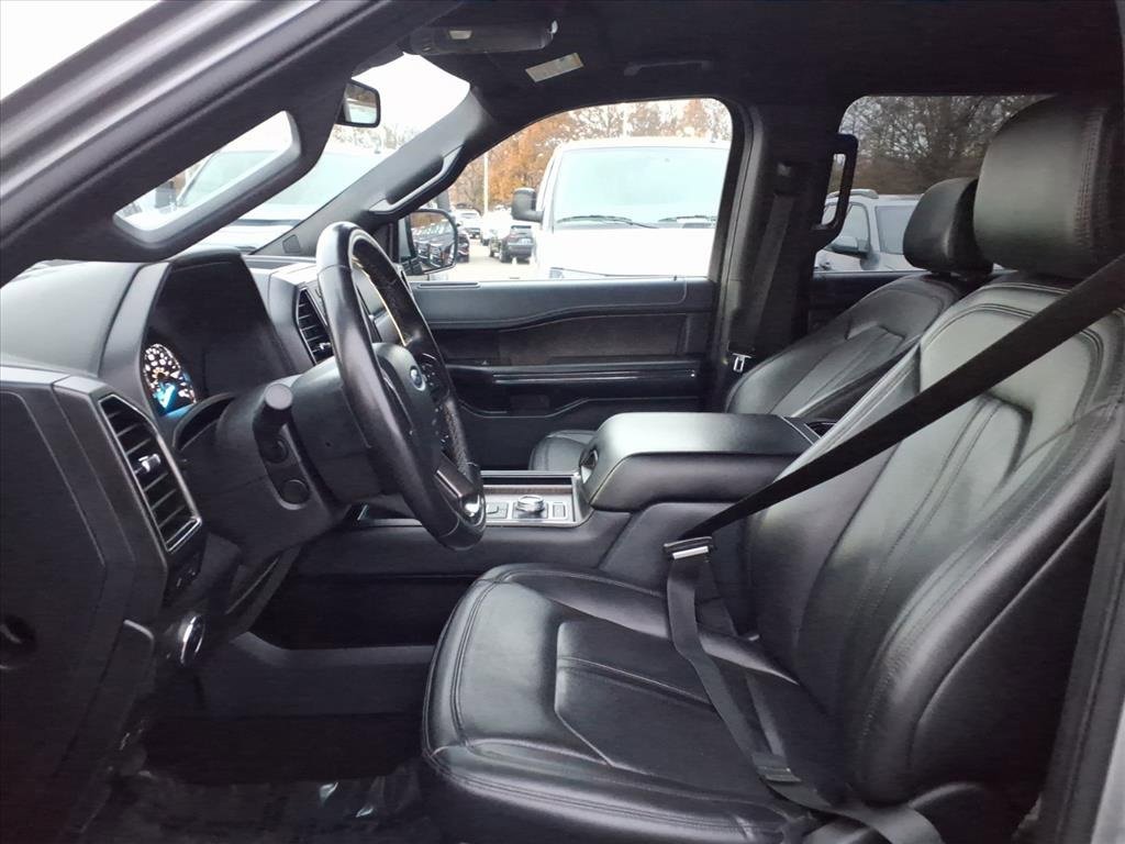 Used 2021 Ford Expedition Limited image 9