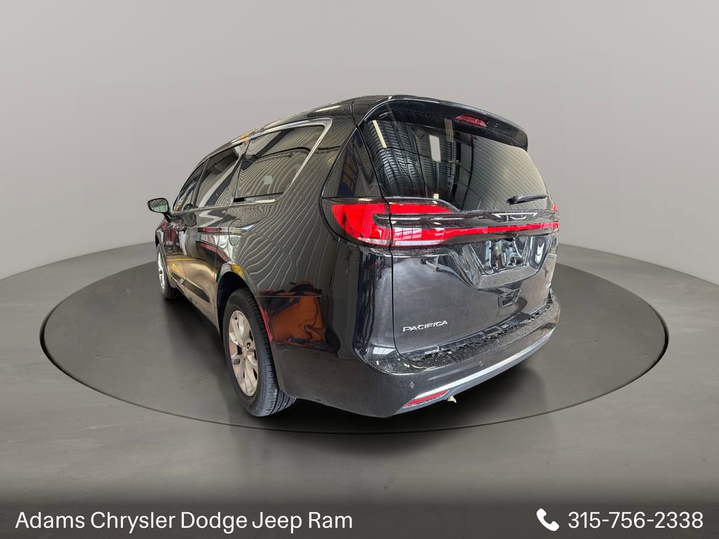 New 2027 Chrysler Pacifica Select AWD/4WD image 4