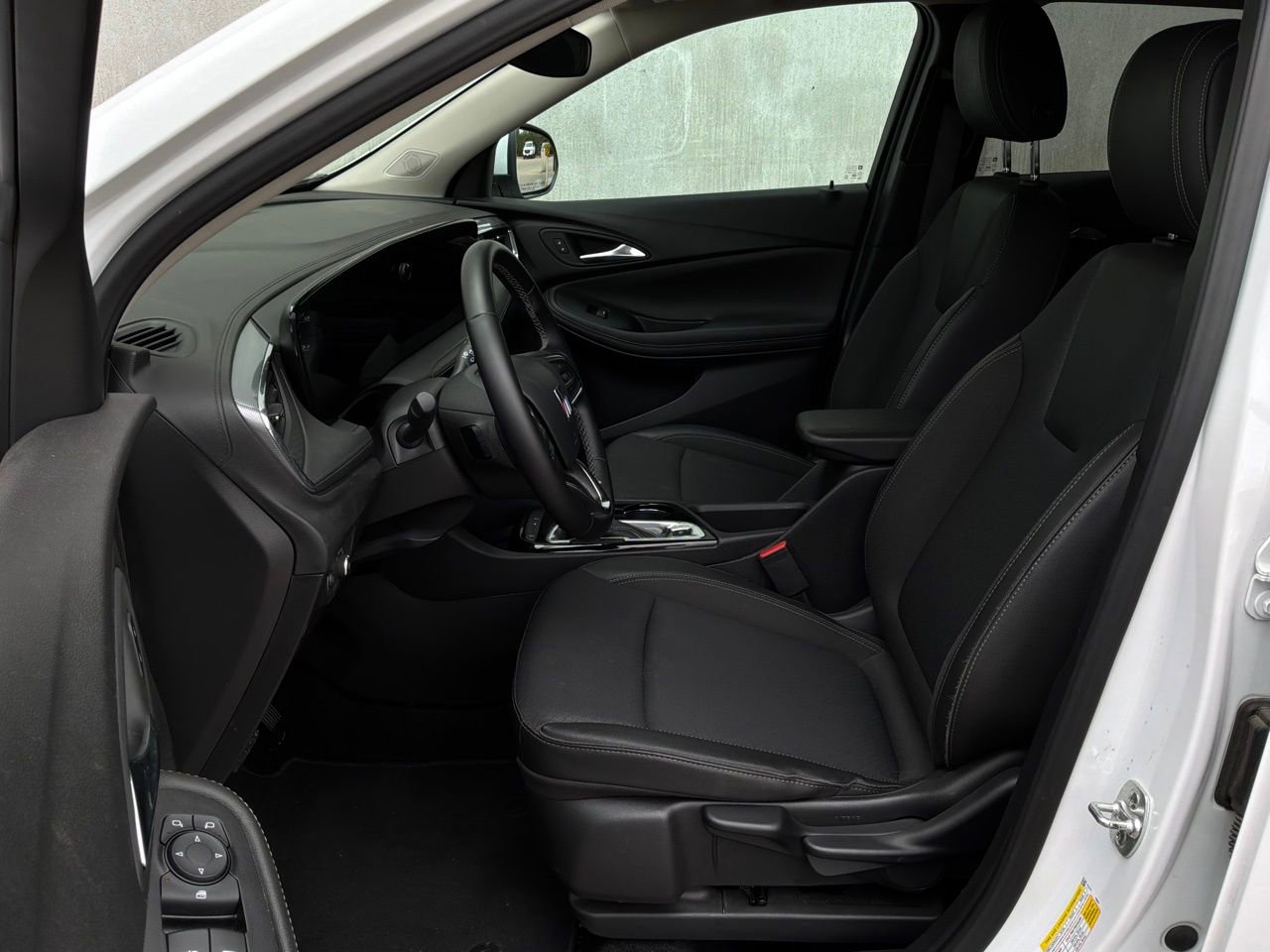 Used 2025 Buick Encore GX Preferred image 10