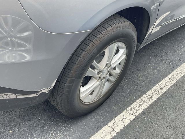 Used 2018 Buick Enclave Essence image 11