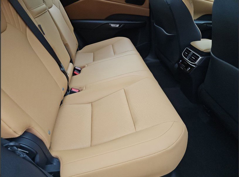 Used 2024 Lexus RX 350 Premium w/ Accessory Package (Z1) image 4