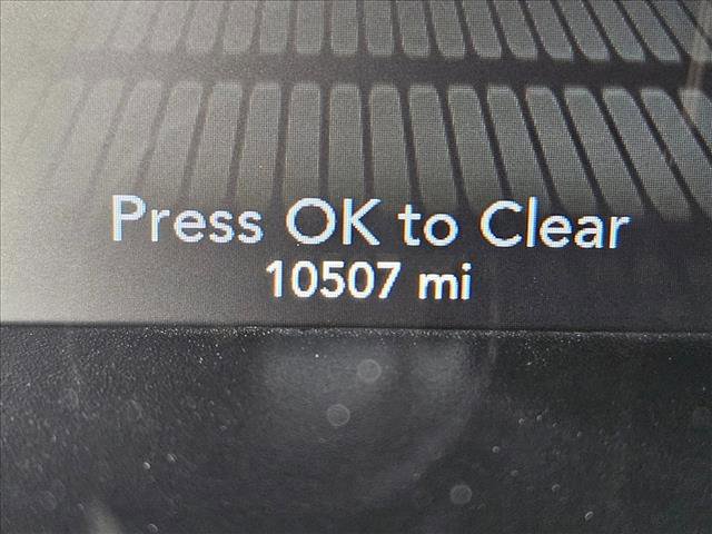 Used 2023 Dodge Challenger SXT w/ Blacktop Package image 10