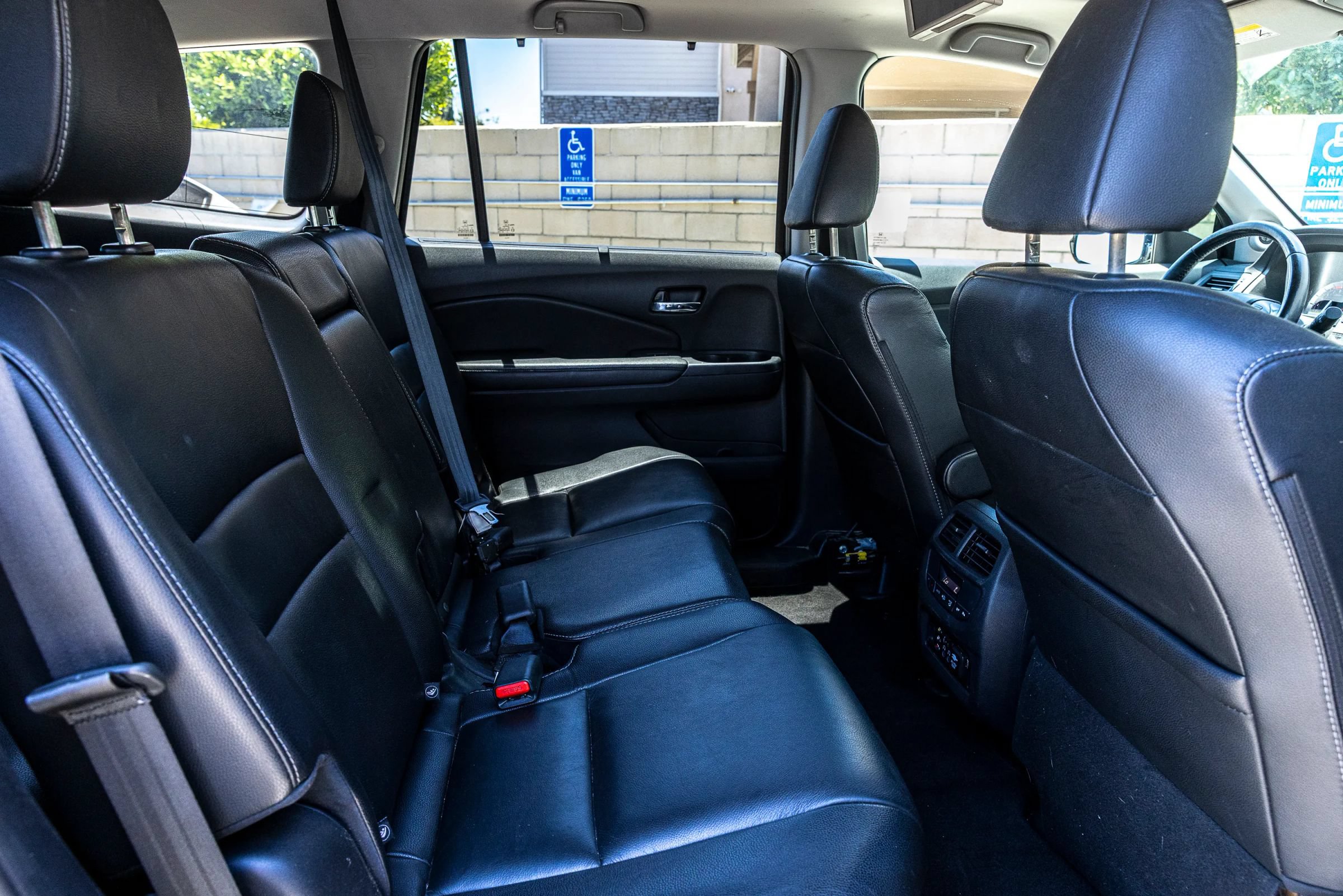Used 2017 Honda Pilot Touring image 26