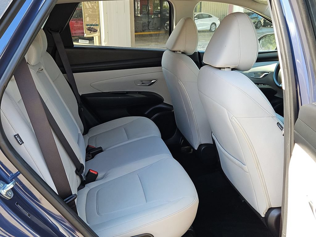 Used 2025 Hyundai Tucson SEL FWD image 30