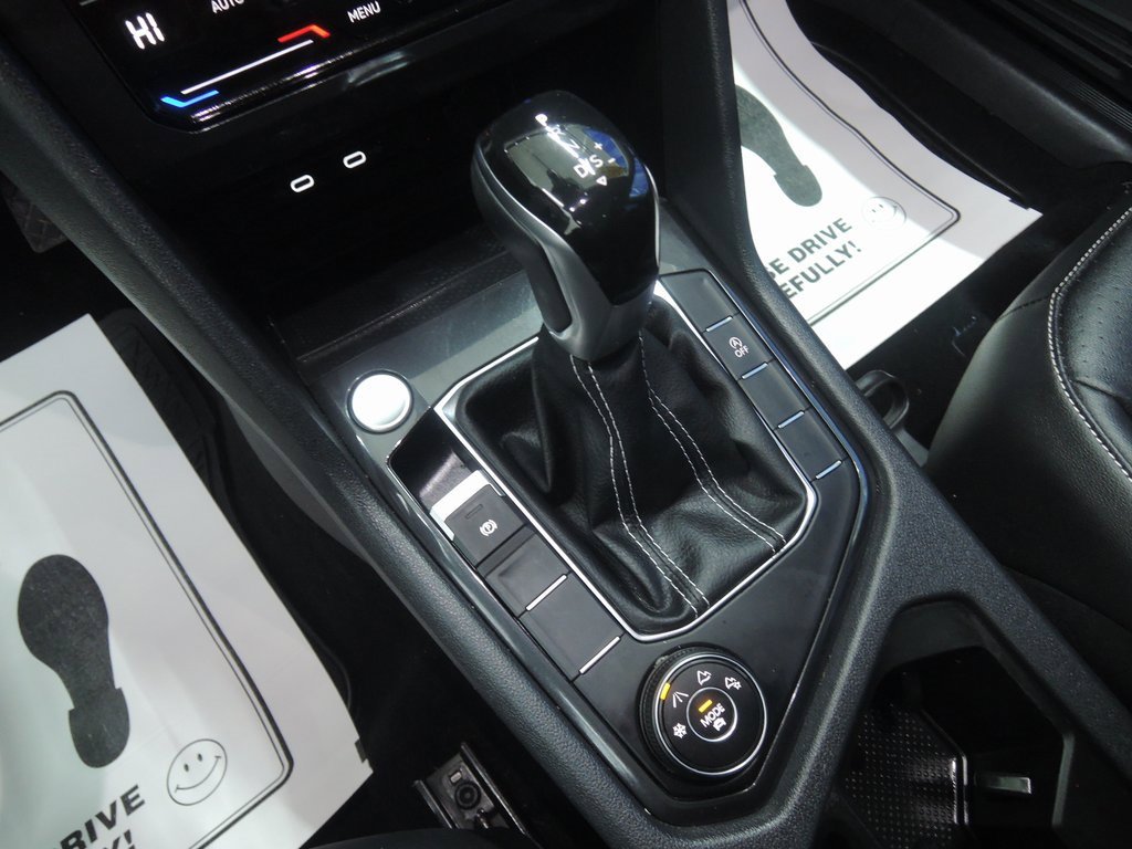Used 2022 Volkswagen Tiguan SE image 20