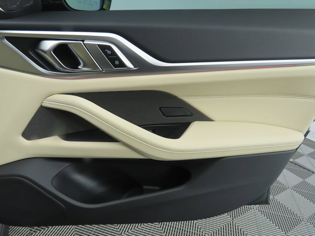 Used 2023 BMW i4 eDrive35 image 26