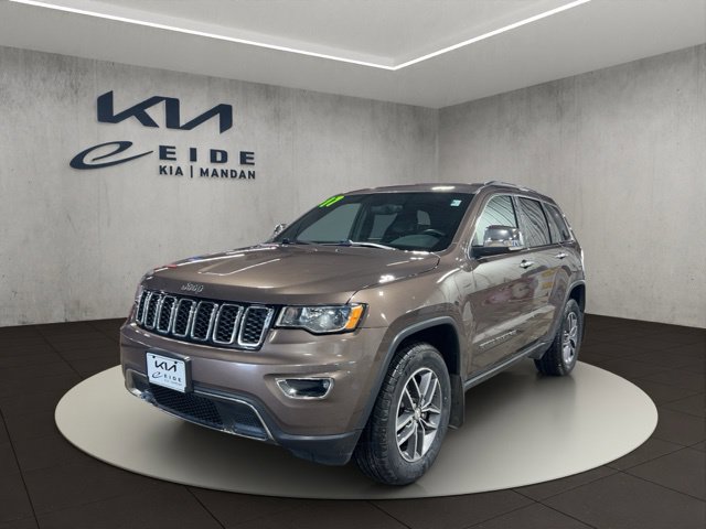 Used 2017 Jeep Grand Cherokee Limited AWD/4WD image 5
