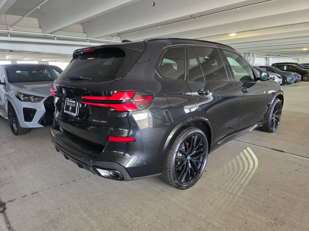 New 2026 BMW X5 sDrive40i w/ M Sport Package RWD image 4