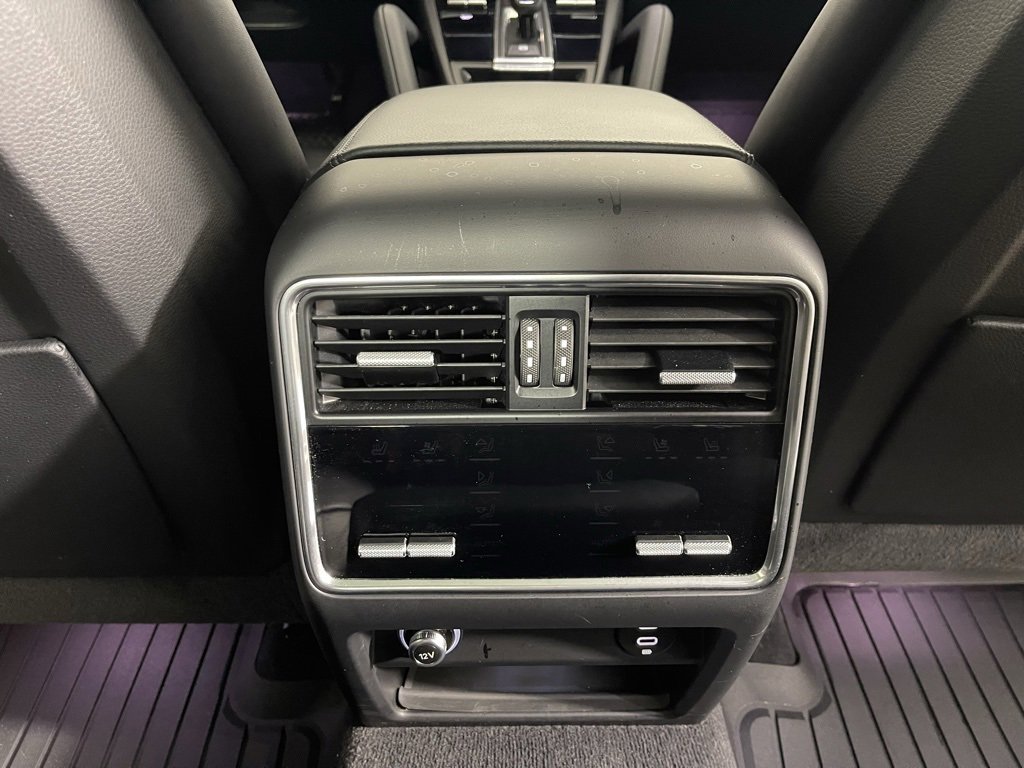 Certified 2023 Porsche Cayenne Coupe image 24