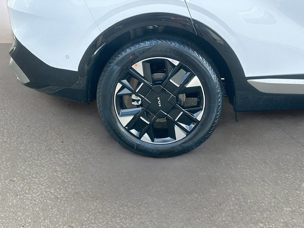 New 2027 Kia Sportage SX FWD image 32