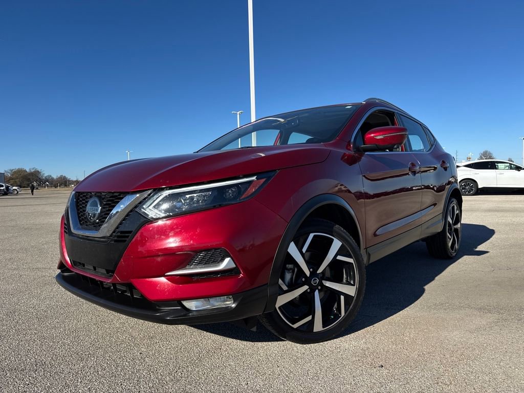 Used 2022 Nissan Rogue Sport SL w/ Premium Package image 1
