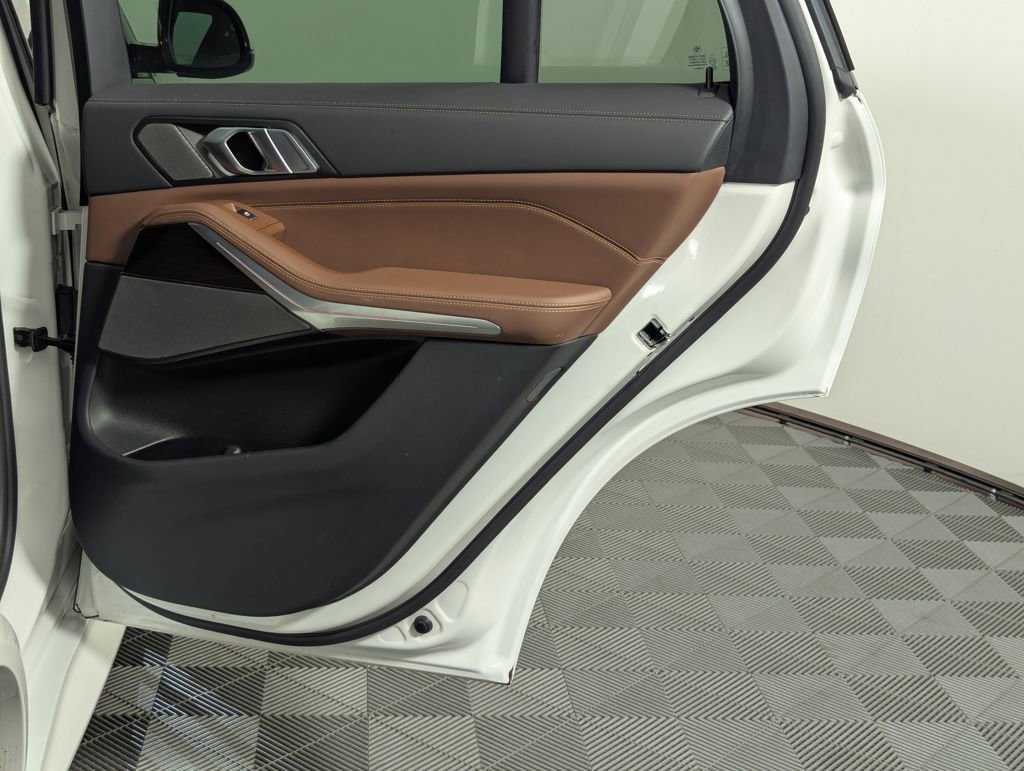 Used 2025 BMW X5 xDrive40i image 53