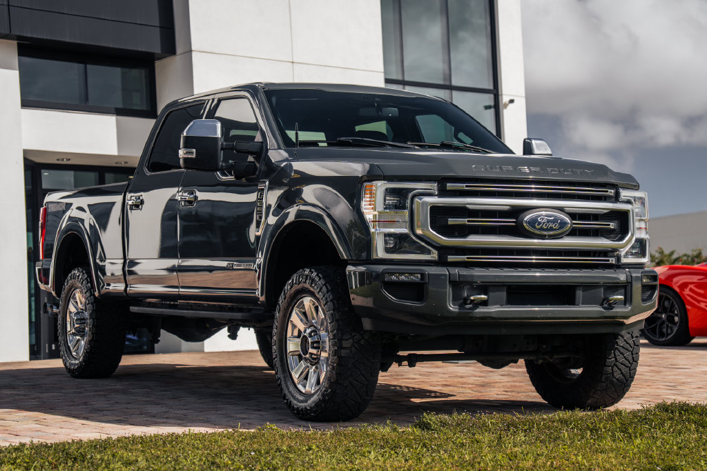 Used 2021 Ford F250 Platinum w/ Tremor Off-Road Package AWD/4WD image 7