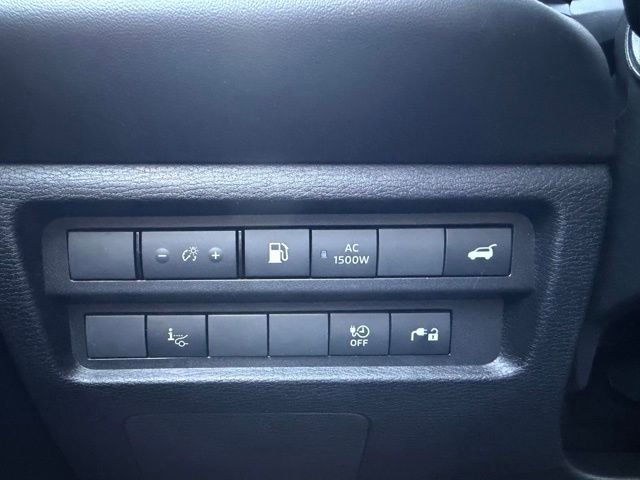New 2026 Nissan Rogue Platinum AWD/4WD image 16
