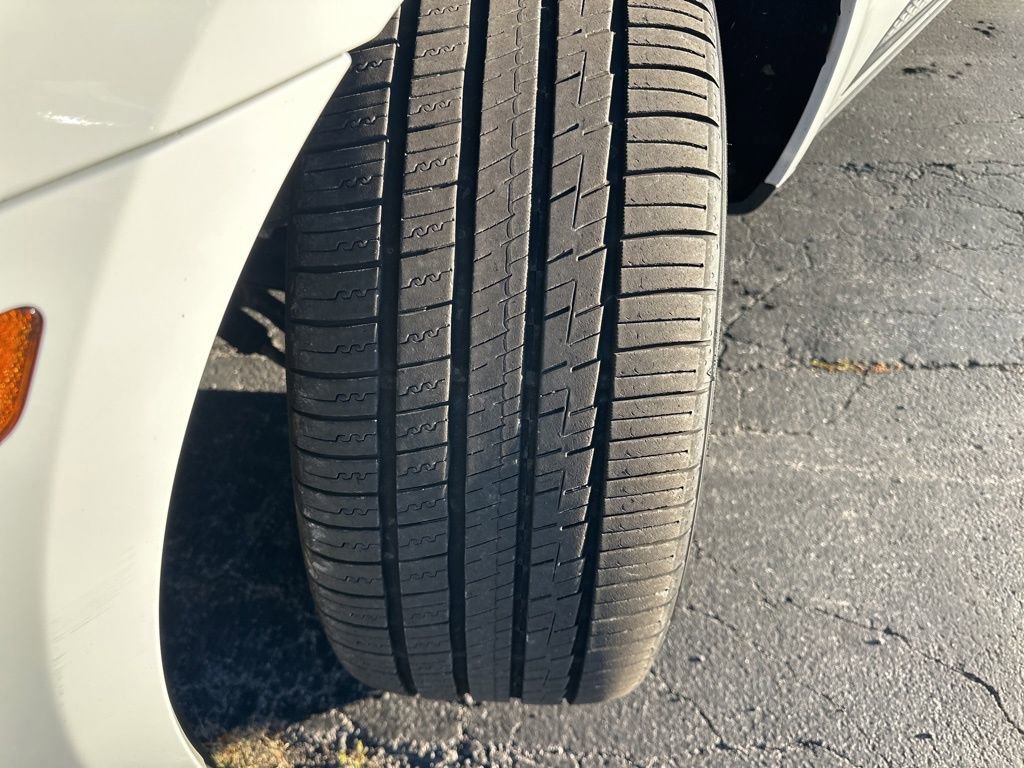 Used 2023 Porsche Macan Base image 39