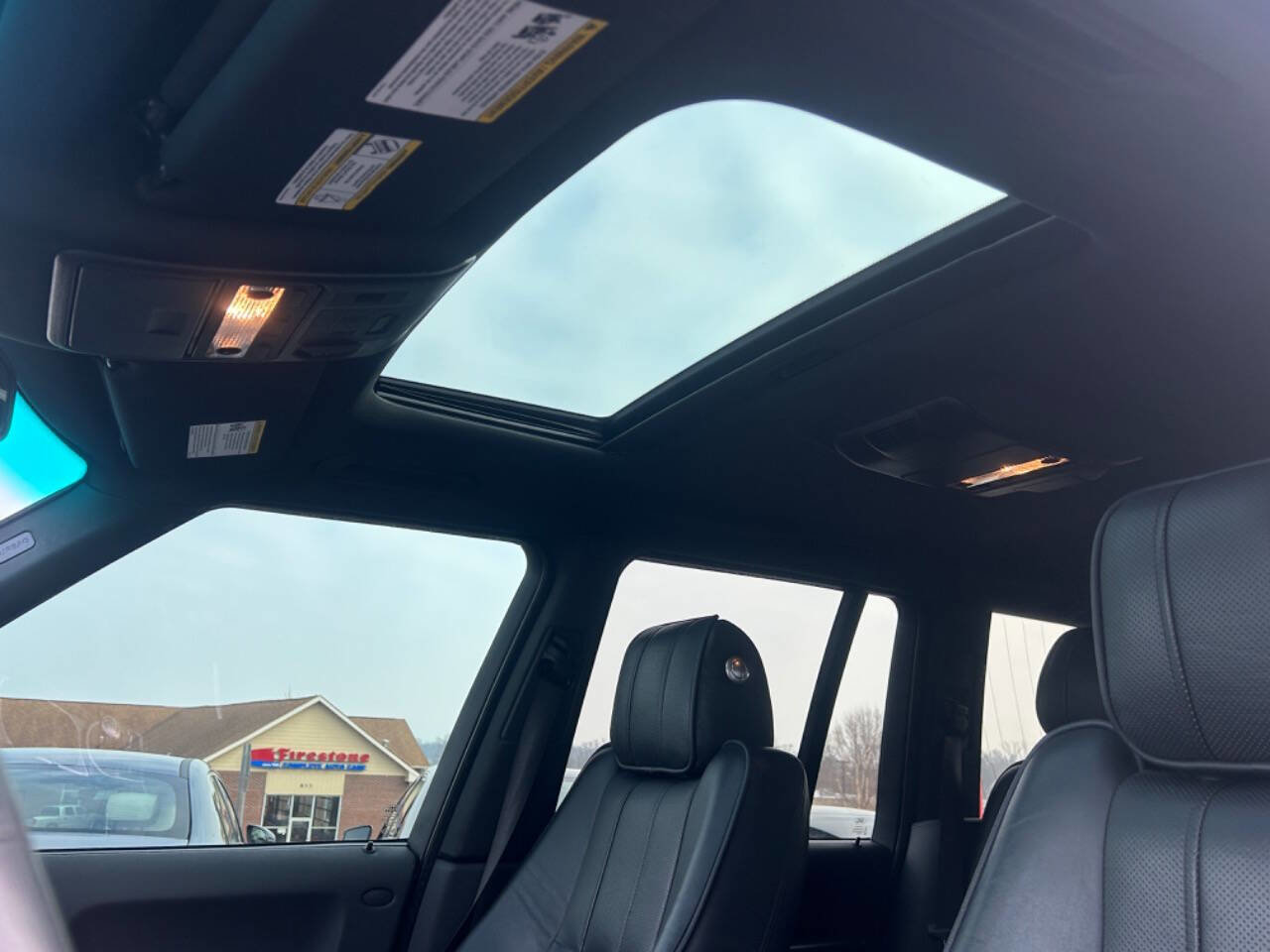 Used 2011 Land Rover Range Rover HSE LUX AWD/4WD image 30